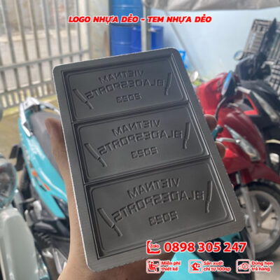 logo nhựa dẻo, logo nhua deo, logo nhựa, tag nhựa, logo pvc dẻo, tag pvc dẻo, sản xuất logo nhựa dẻo, sản xuất logo pvc dẻo, nhãn may nhựa dẻo, in trên nhựa dẻo, sản xuất logo nhựa dẻo, làm logo nhựa dẻo, lam logo nhua deo, tem nhựa dẻo, logo dẻo, đặt logo nhựa dẻo, mua logo nhựa dẻo, giá logo nhựa dẻo, logo nhựa dẻo theo yêu cầu, mác nhựa dẻo, in logo nhựa dẻo, in nhựa dẻo, in trên nhựa dẻo